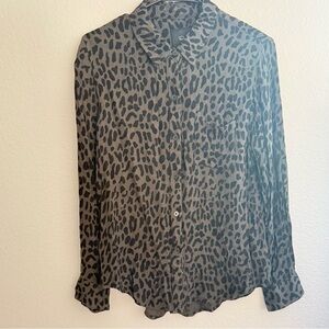 RAILS Cheetah Print Button-Up Blouse size medium long sleeve leopard print top